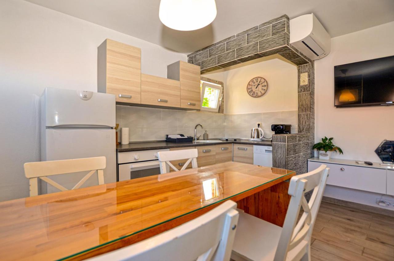 Apartments Iris Rovinj Dış mekan fotoğraf